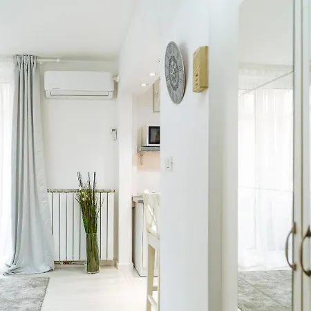 Apartamento Best Central Old Town - Bright Studio *